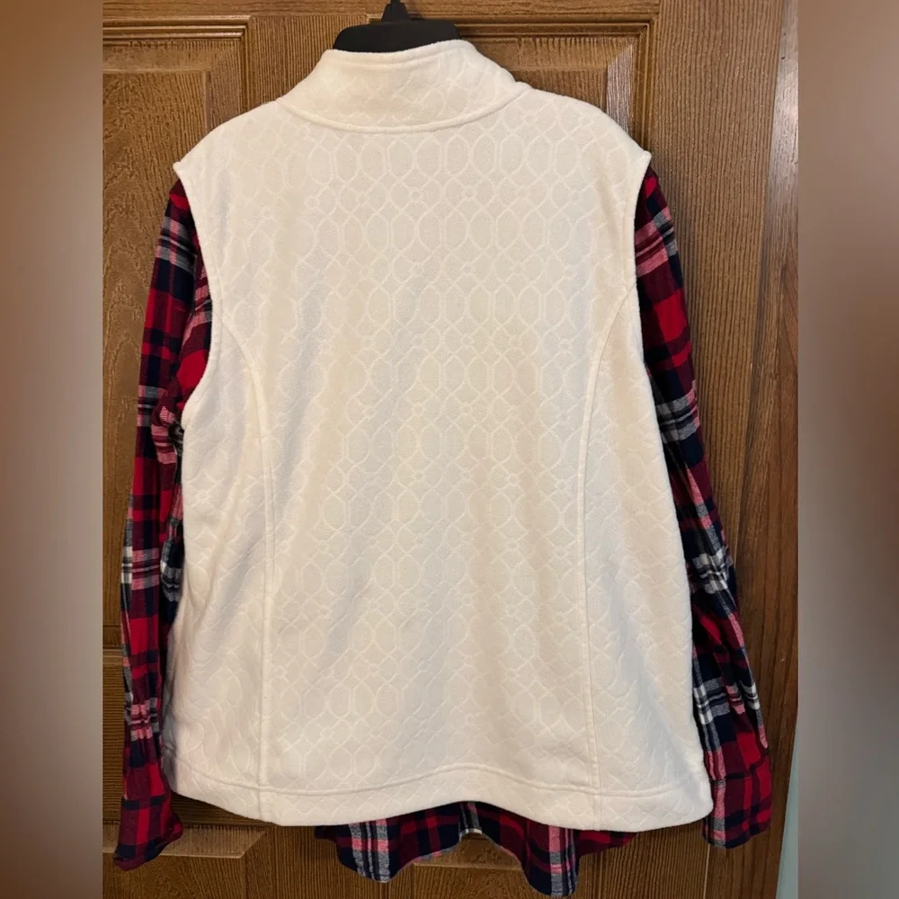 Croft & Barrow Off-White Textured Vest - Picture 4 of 4